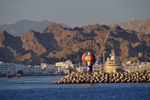 ports muscat cruise port with baloon ahoy 200